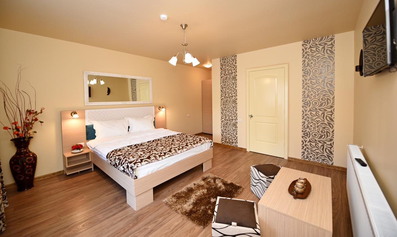 Hotel Vila Nicole Haţeg Zewnętrze zdjęcie